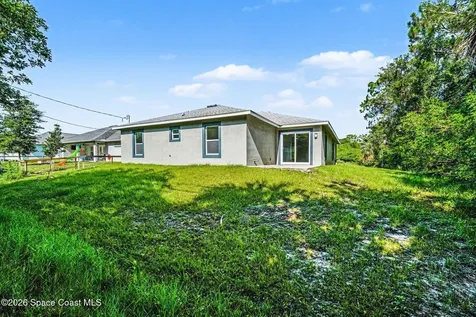 8575 100th Avenue Vero Beach FL 32967