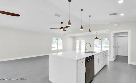 8575 100th Avenue Vero Beach FL 32967