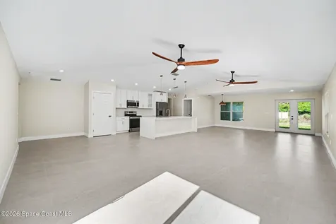 8575 100th Avenue Vero Beach FL 32967