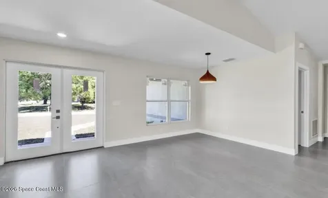 8575 100th Avenue Vero Beach FL 32967