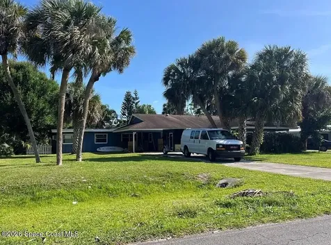 8206 Lakeland Boulevard Fort Pierce FL 34951