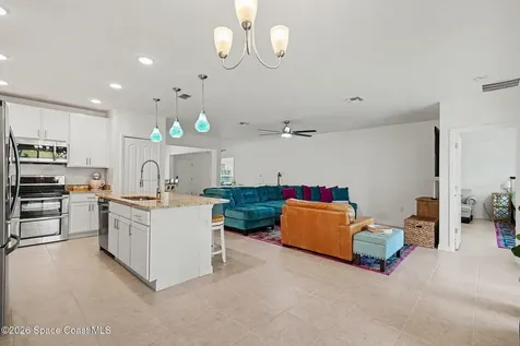 120 Tate Court SE Palm Bay FL 32909