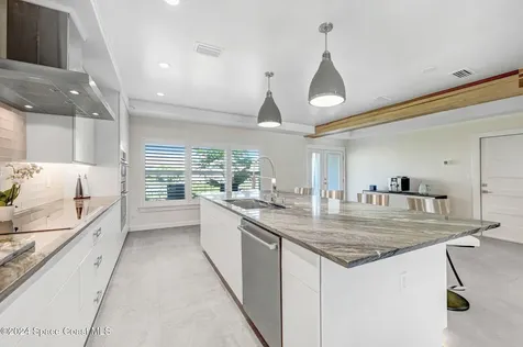 379 Hiawatha Way Melbourne Beach FL 32951