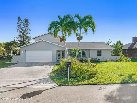 379 Hiawatha Way Melbourne Beach FL 32951