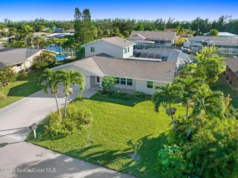 379 Hiawatha Way Melbourne Beach FL 32951