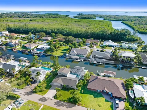 379 Hiawatha Way Melbourne Beach FL 32951