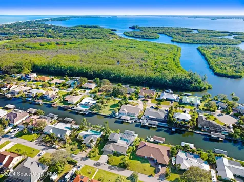 379 Hiawatha Way Melbourne Beach FL 32951