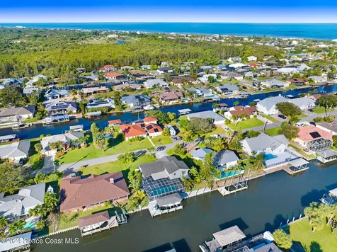 379 Hiawatha Way Melbourne Beach FL 32951
