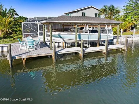 379 Hiawatha Way Melbourne Beach FL 32951