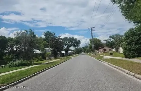14303 14th Street Dade City FL 33625