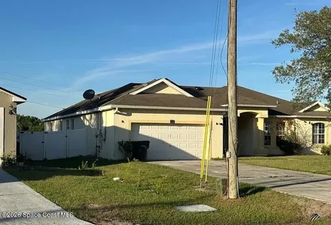 33 Herring Court Poinciana FL 34759