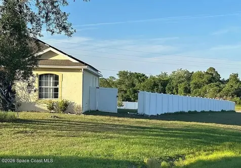 33 Herring Court Poinciana FL 34759