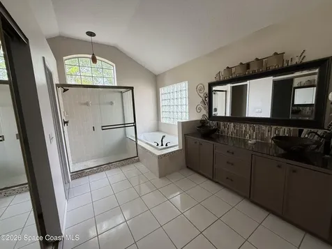 925 Falls Trail Malabar FL 32950