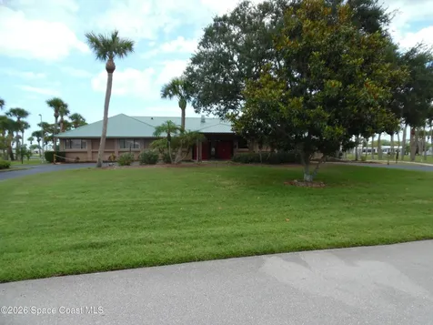 1040 E Dracena Drive E Micco FL 32976