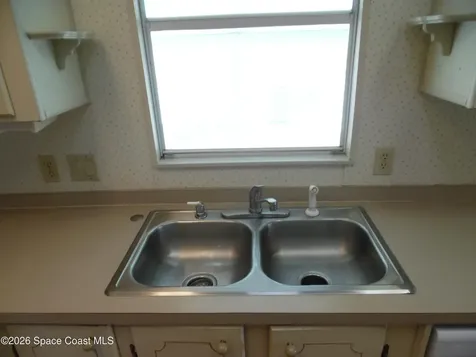1040 E Dracena Drive E Micco FL 32976