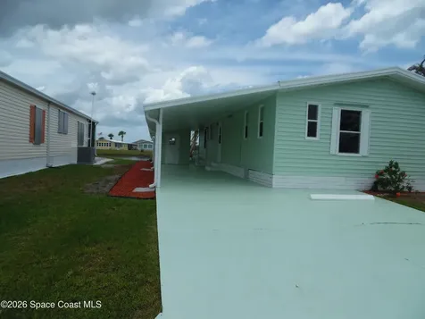 1040 E Dracena Drive E Micco FL 32976