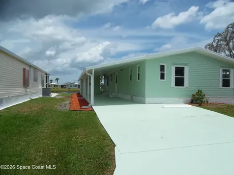 1040 E Dracena Drive E Micco FL 32976
