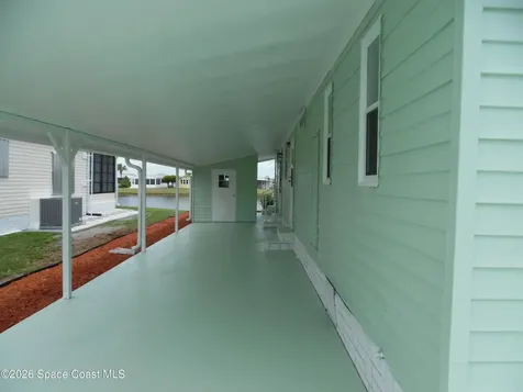 1040 E Dracena Drive E Micco FL 32976