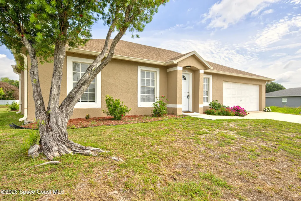 1139 Brickell Street SE Palm Bay FL 32909