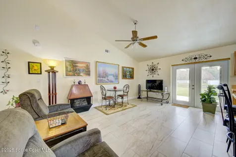 1139 Brickell Street SE Palm Bay FL 32909
