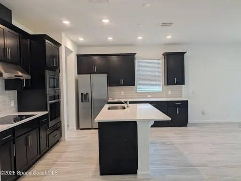 938 Soleway Avenue NW Palm Bay FL 32907