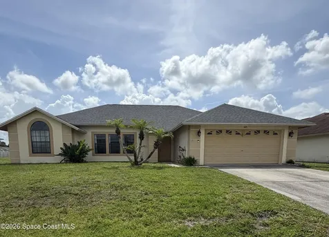 1629 Gadsden Avenue NW Palm Bay FL 32907