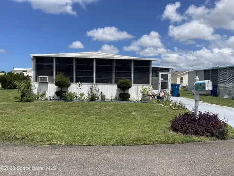 1056 Wood Court NE Palm Bay FL 32907