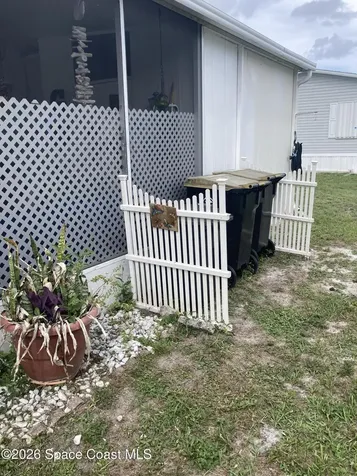 1056 Wood Court NE Palm Bay FL 32907