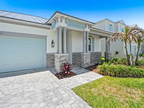27 Gulfstream Way Satellite Beach FL 32937