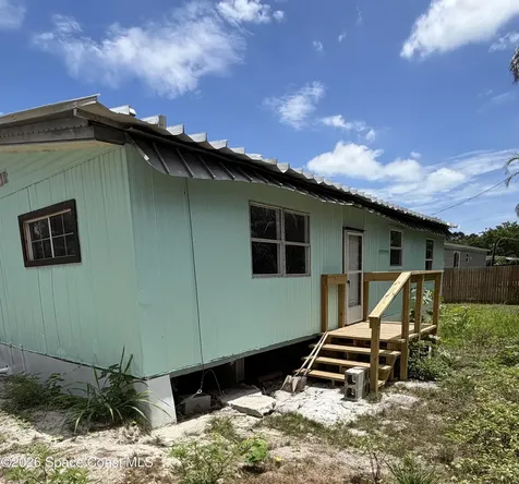 1925 Monticello Avenue Merritt Island FL 32952