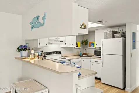 1648 Sunny Brook Lane NE Palm Bay FL 32905