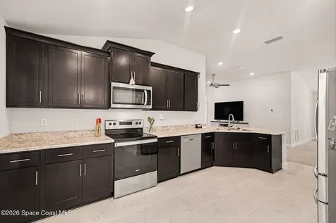 1843 Middlebury Drive SE Palm Bay FL 32909