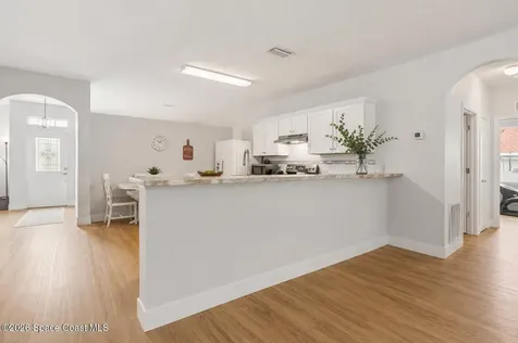 1541 Gardenton Street NW Palm Bay FL 32907