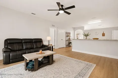 1541 Gardenton Street NW Palm Bay FL 32907