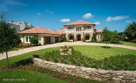 269 Lansing Island Drive Indian Harbour Beach FL 32937
