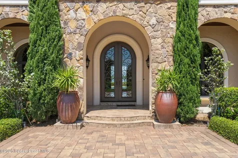 269 Lansing Island Drive Indian Harbour Beach FL 32937