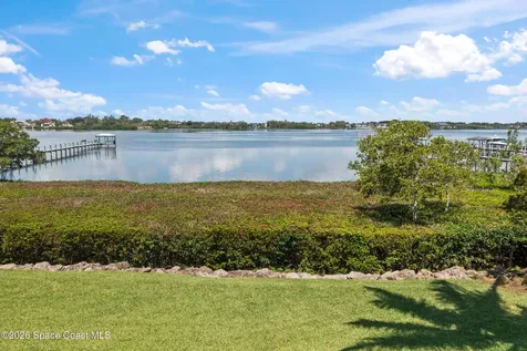 269 Lansing Island Drive Indian Harbour Beach FL 32937