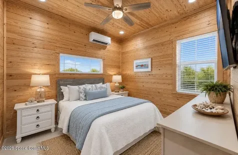 25 Vip Island Grant-valkaria FL 32949
