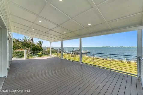 25 Vip Island Grant-valkaria FL 32949
