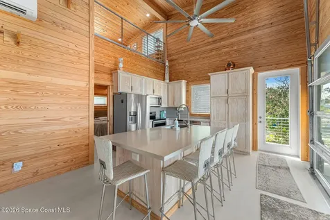 25 Vip Island Grant-valkaria FL 32949