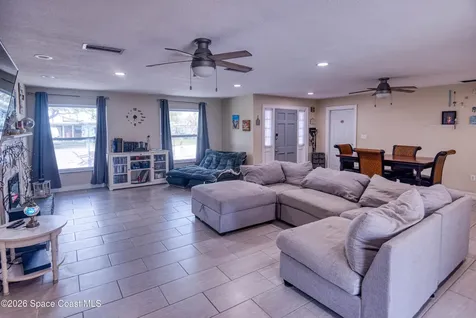122 Sunset Drive Cocoa Beach FL 32931