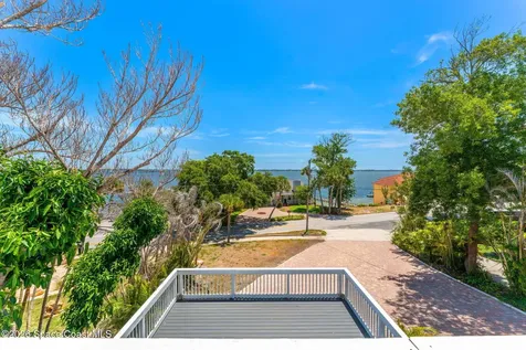 2705 N Indian River Drive Cocoa FL 32922