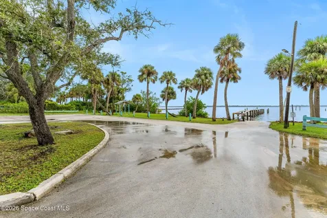 2705 N Indian River Drive Cocoa FL 32922
