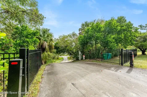 2705 N Indian River Drive Cocoa FL 32922