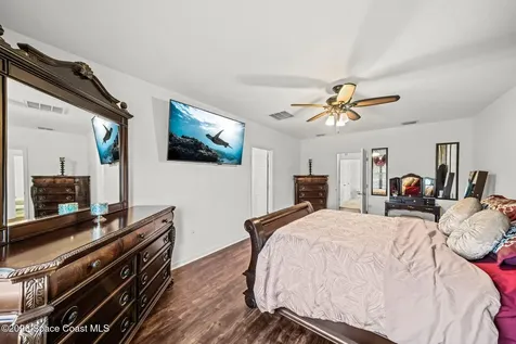 777 Old Country Road SE Palm Bay FL 32909