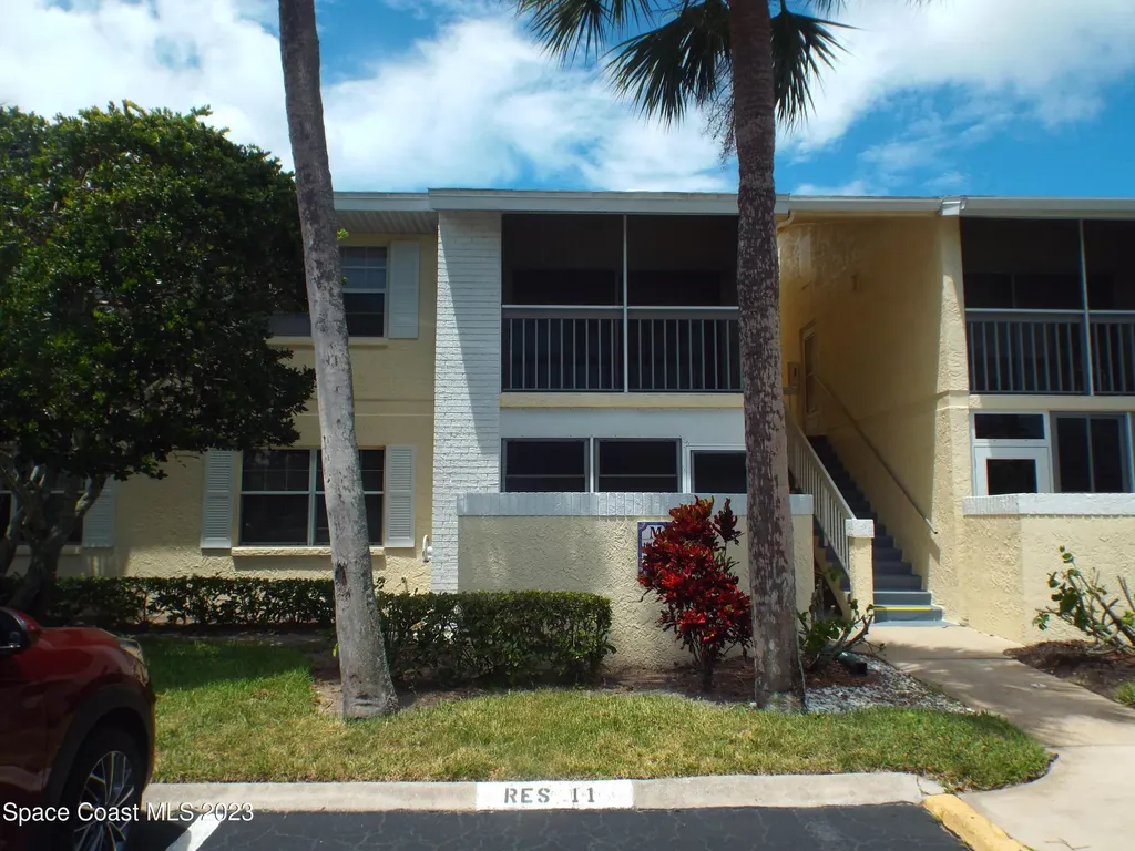 915 Sonesta Avenue NE Palm Bay FL 32905
