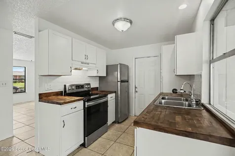 3291 Fairfax Avenue NE Palm Bay FL 32905