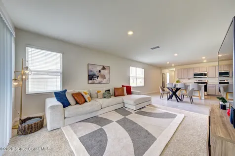 2090 Apalachicola Lane Sanford FL 32771