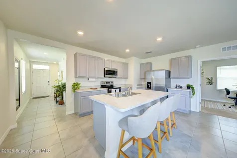 2090 Apalachicola Lane Sanford FL 32771
