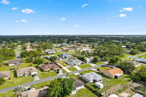 2943 Toulon Road SE Palm Bay FL 32909